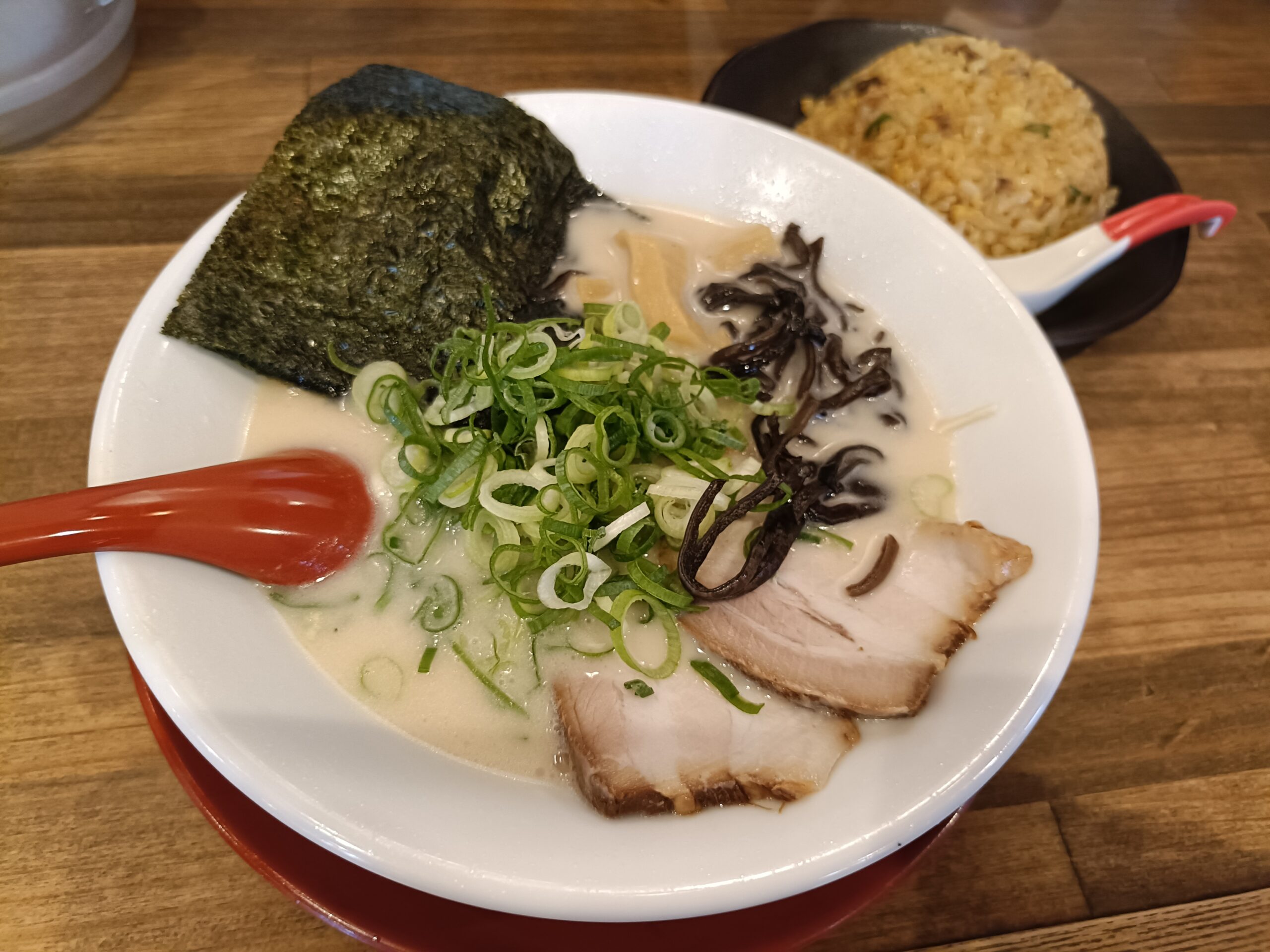 博多ラーメン 熟成とんこつ屋