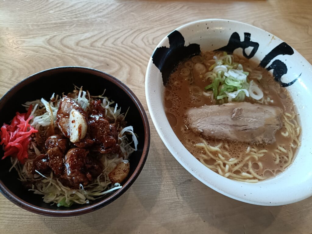 ラーメン ちゃん 朝日本店