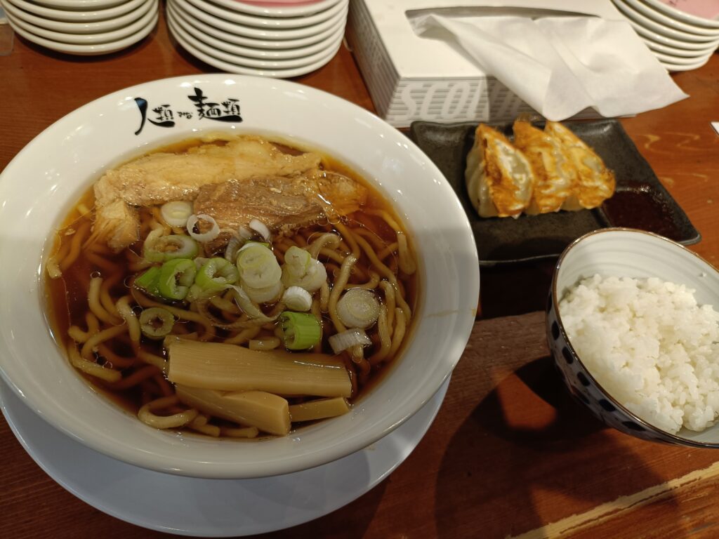 餃子のネオ大衆酒場ニューカムラ 名駅二丁目店