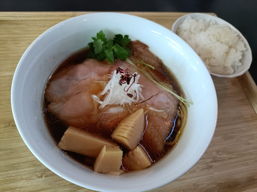 らぁ麺と点心 麺屋グラフミ