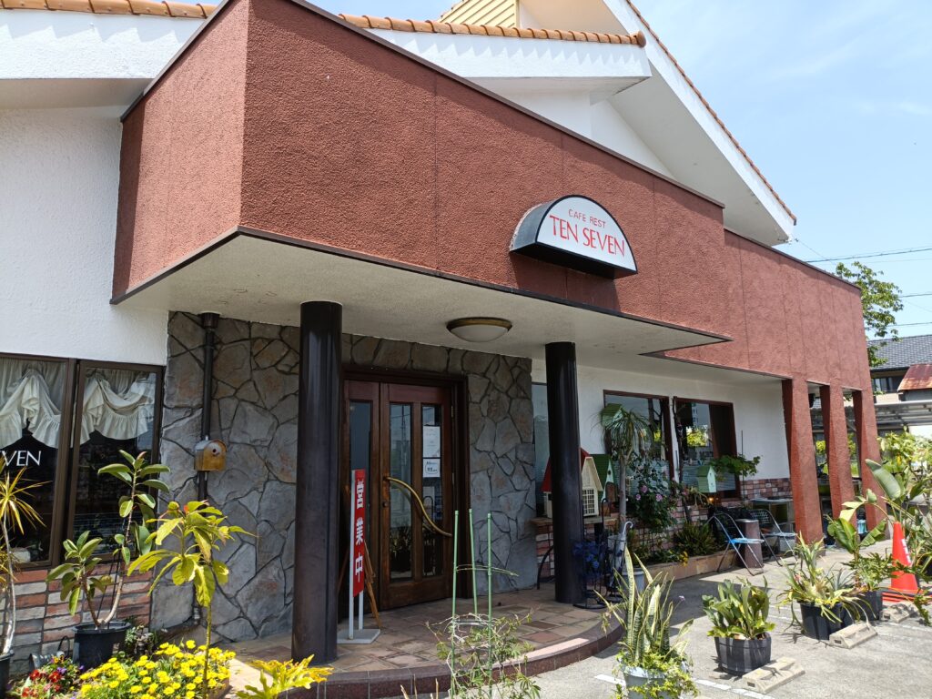 カフェレスト テンセブン