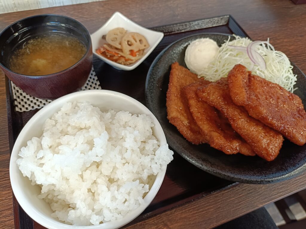 たれかつ 勝升