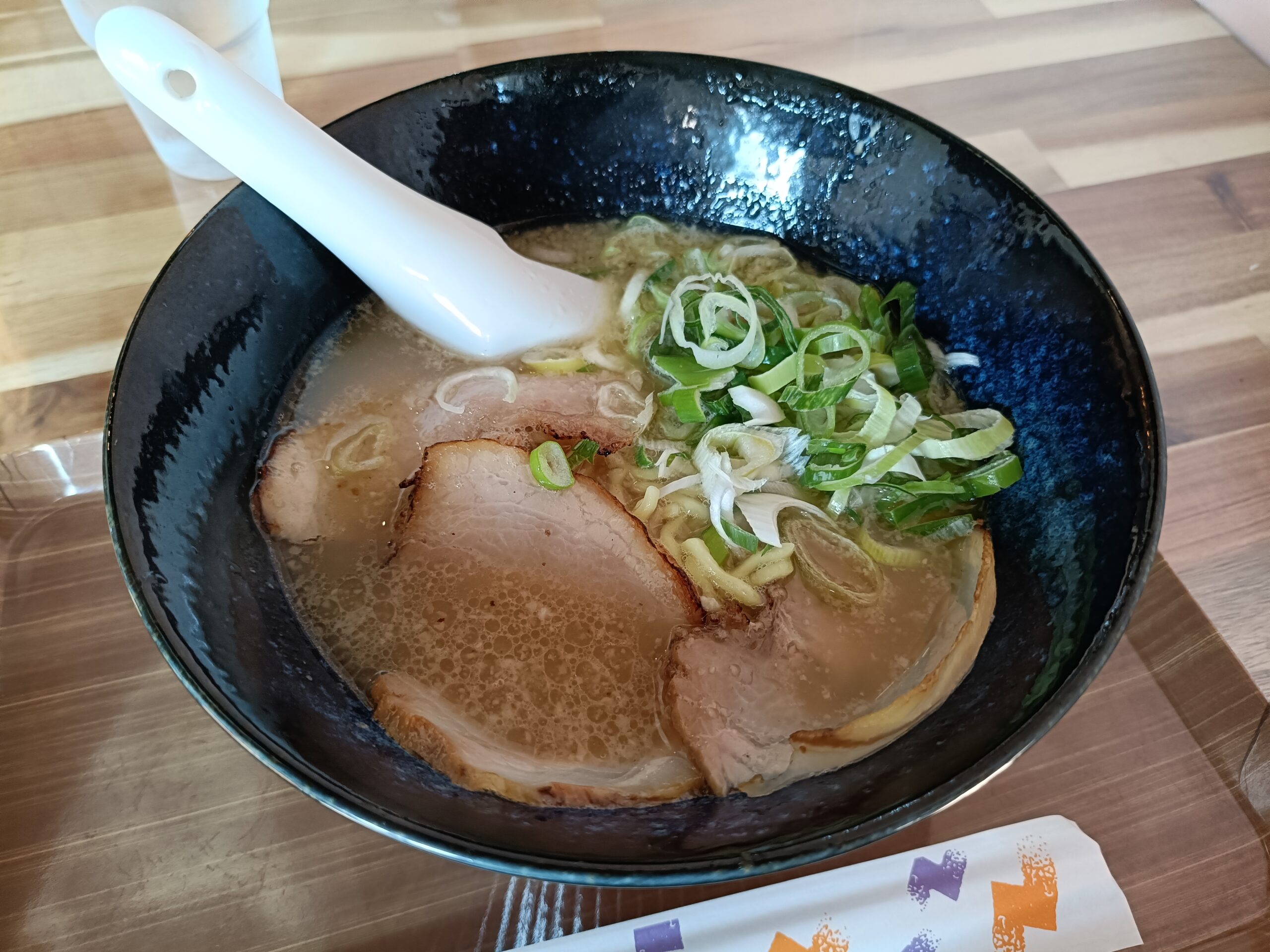自家製餃子 豚骨タンメン 六花