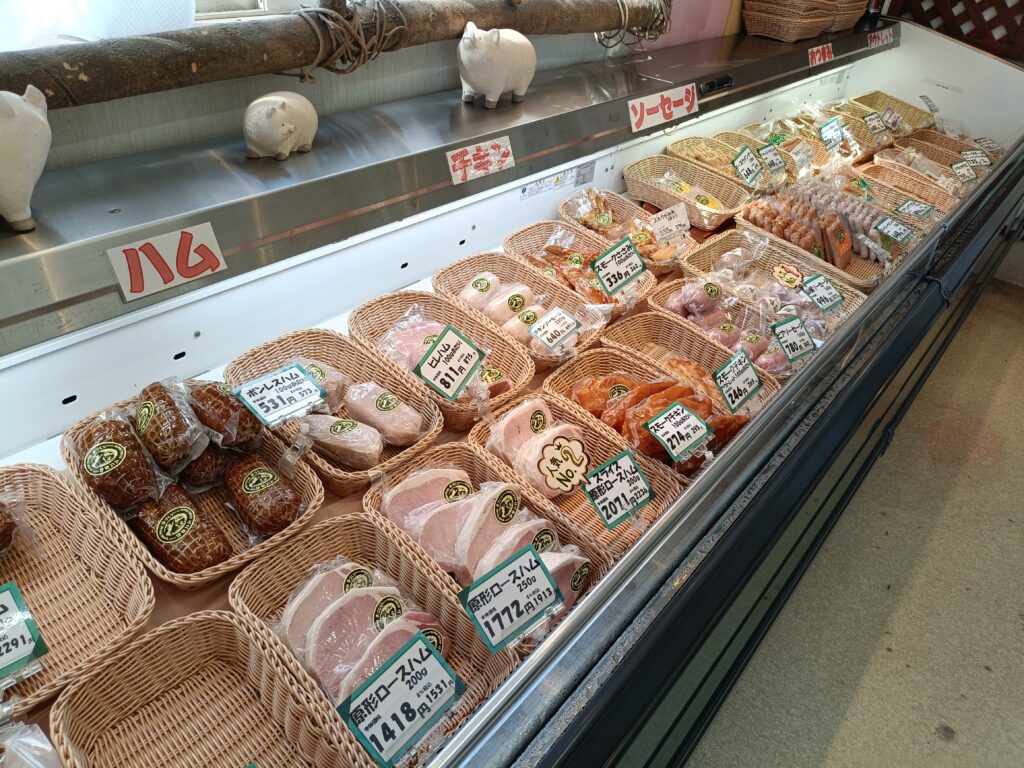 伊吹ハム