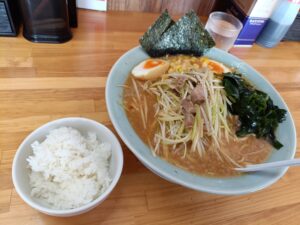 ニューラーメンショップ主水尾張旭店