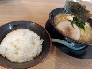 横浜家系ラーメン刀 豊山店