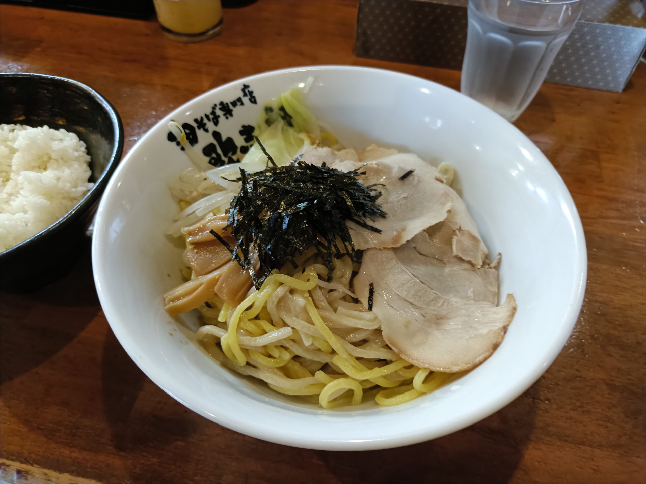 油そば専門店 歌志軒 本店