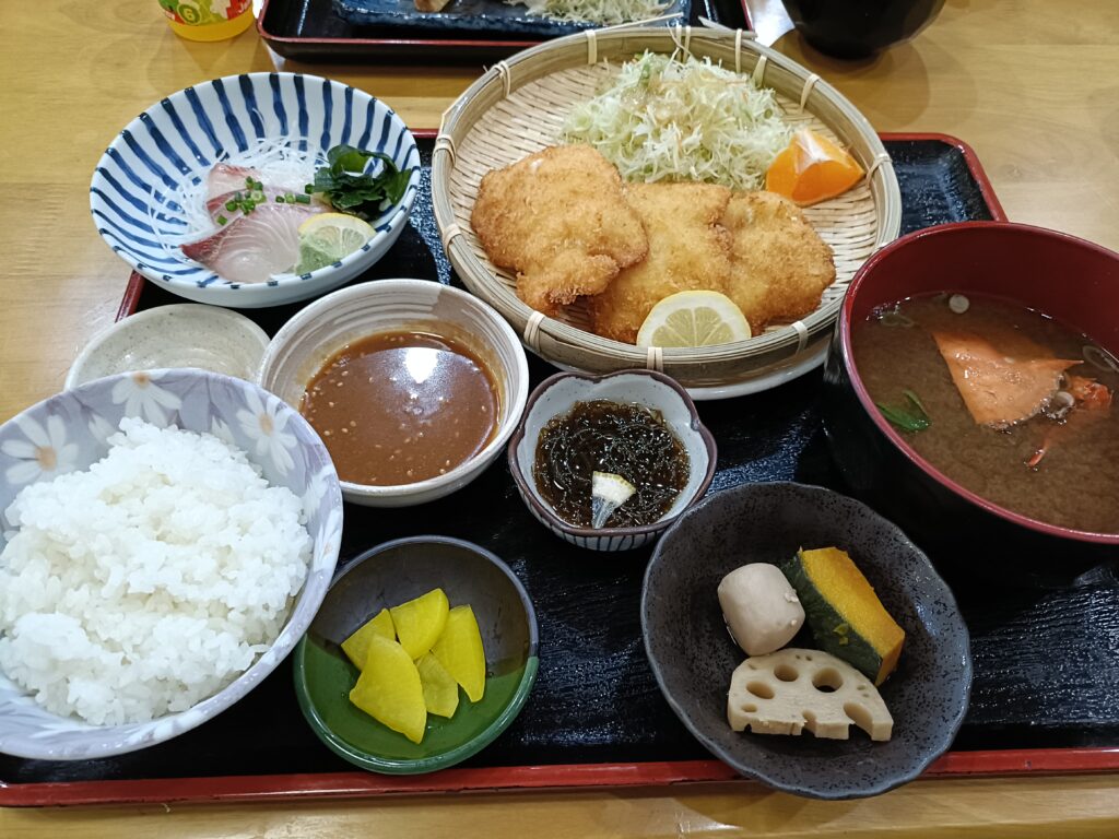 うつみ食堂 鵜の池店