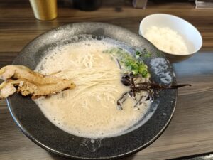 純とんこつラーメン あんてい 春日井