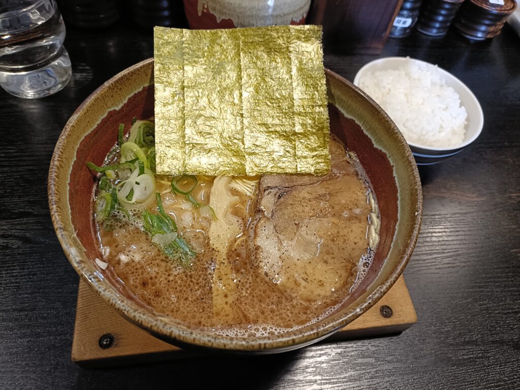 豚そば ぎんや 黒川本店
