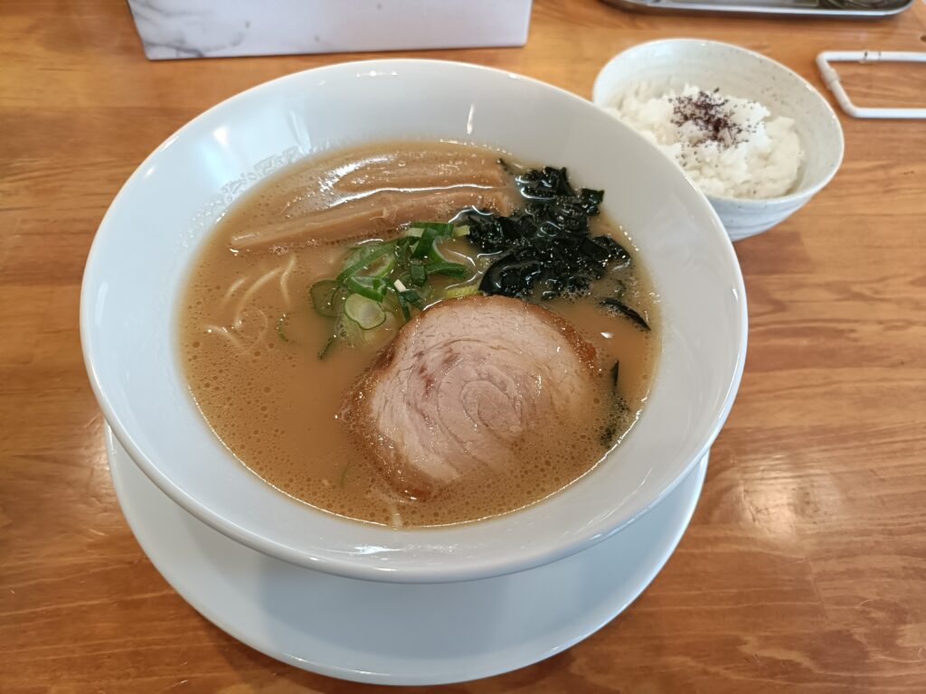 麺屋・高豚 古城店