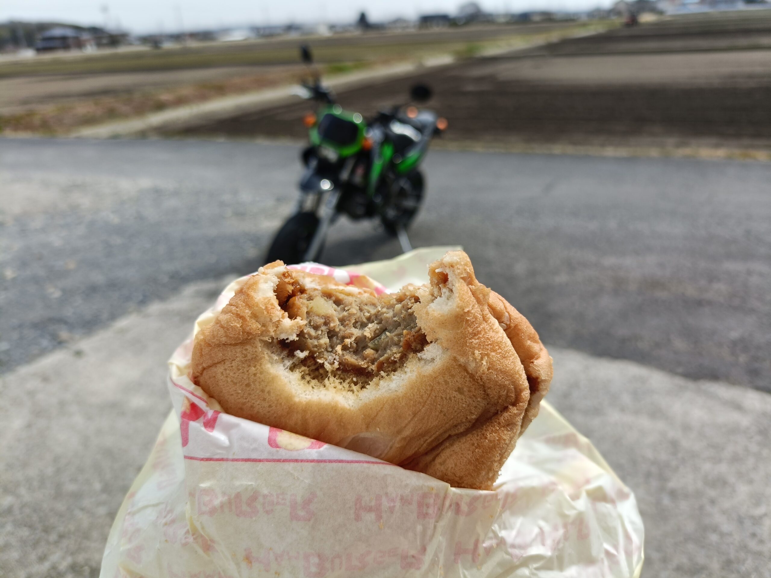 ほづみバーガー自販機