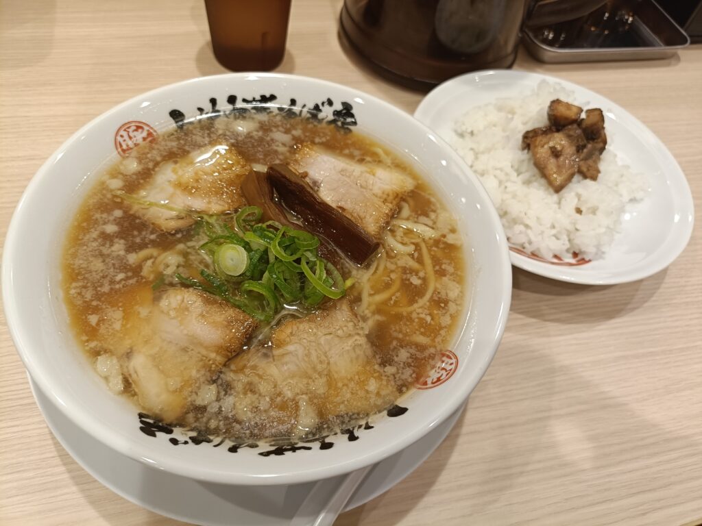 小僧中華そば店 名古屋駅エスカ