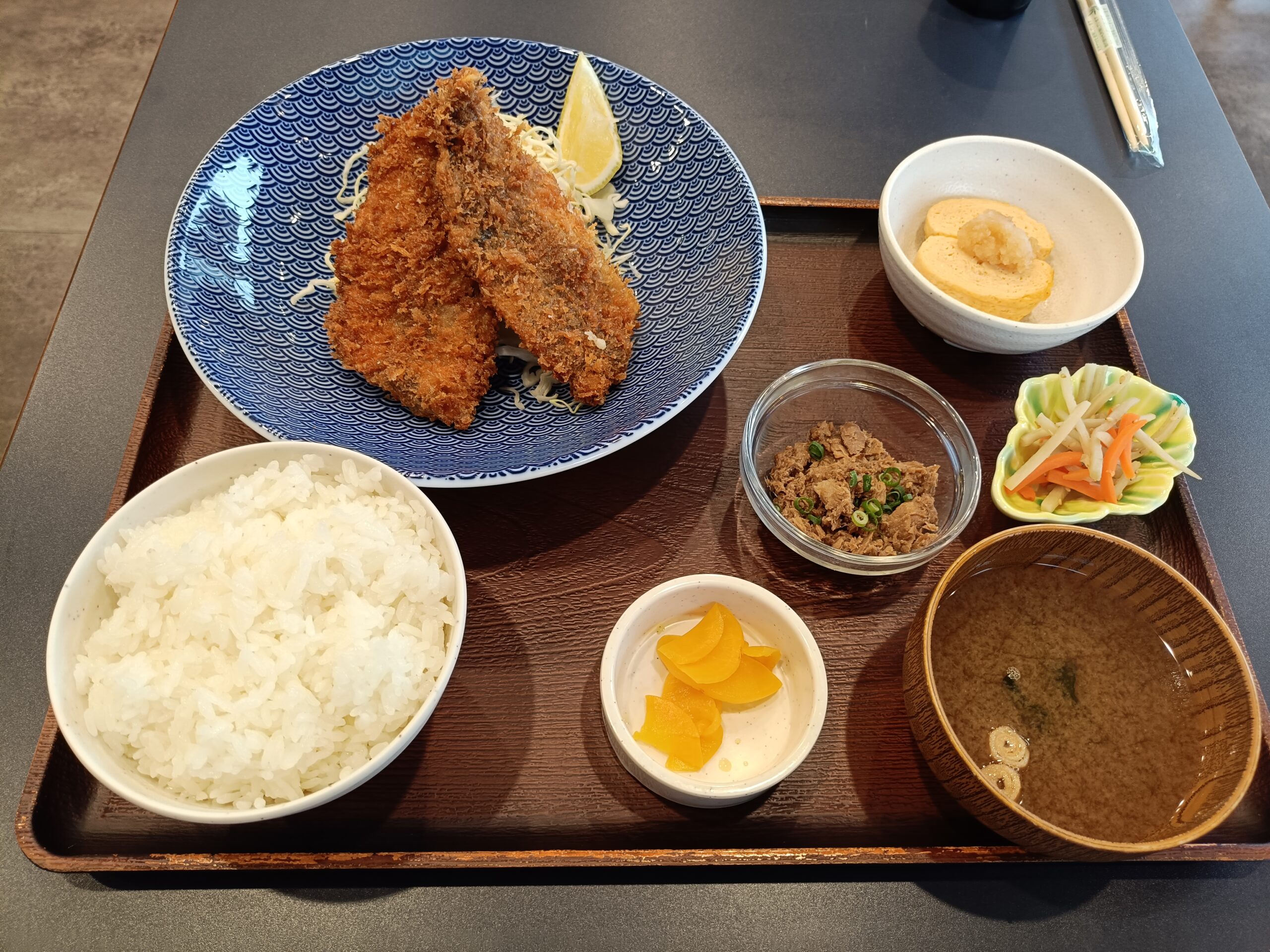 ごはんや とと源