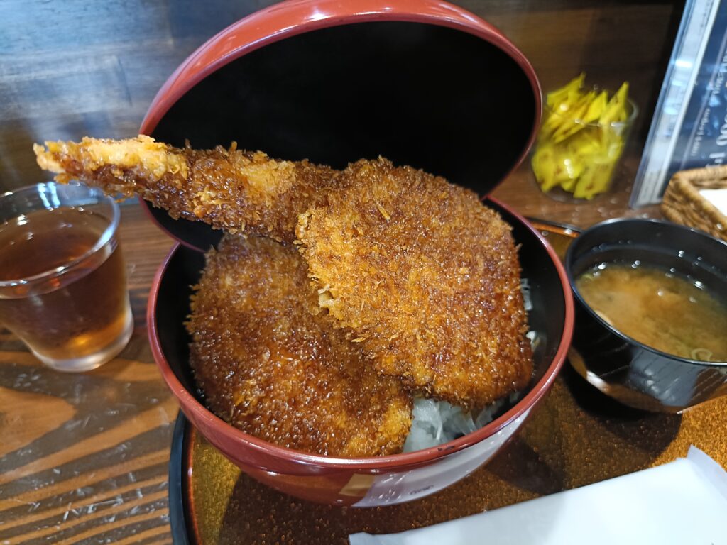そーすどん