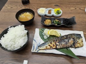 炭火屋あさげ