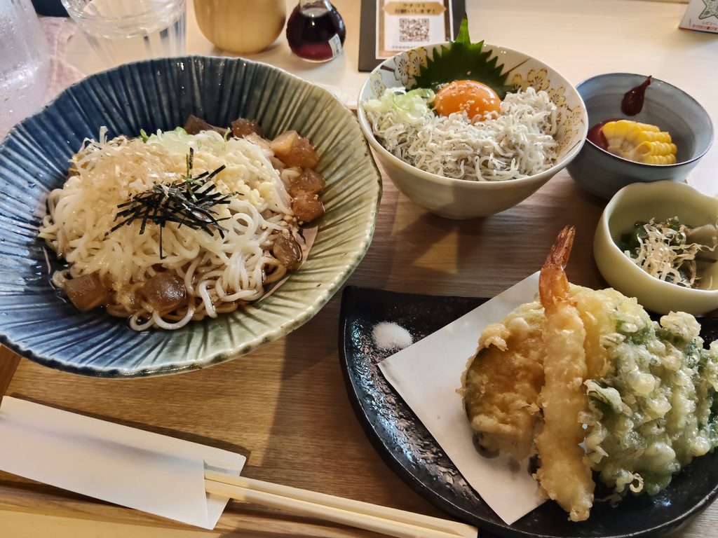 生ひやむぎ専門店 穂の間