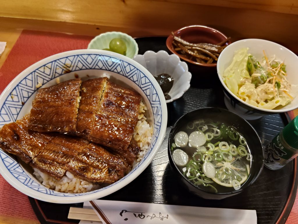 まねき鮨